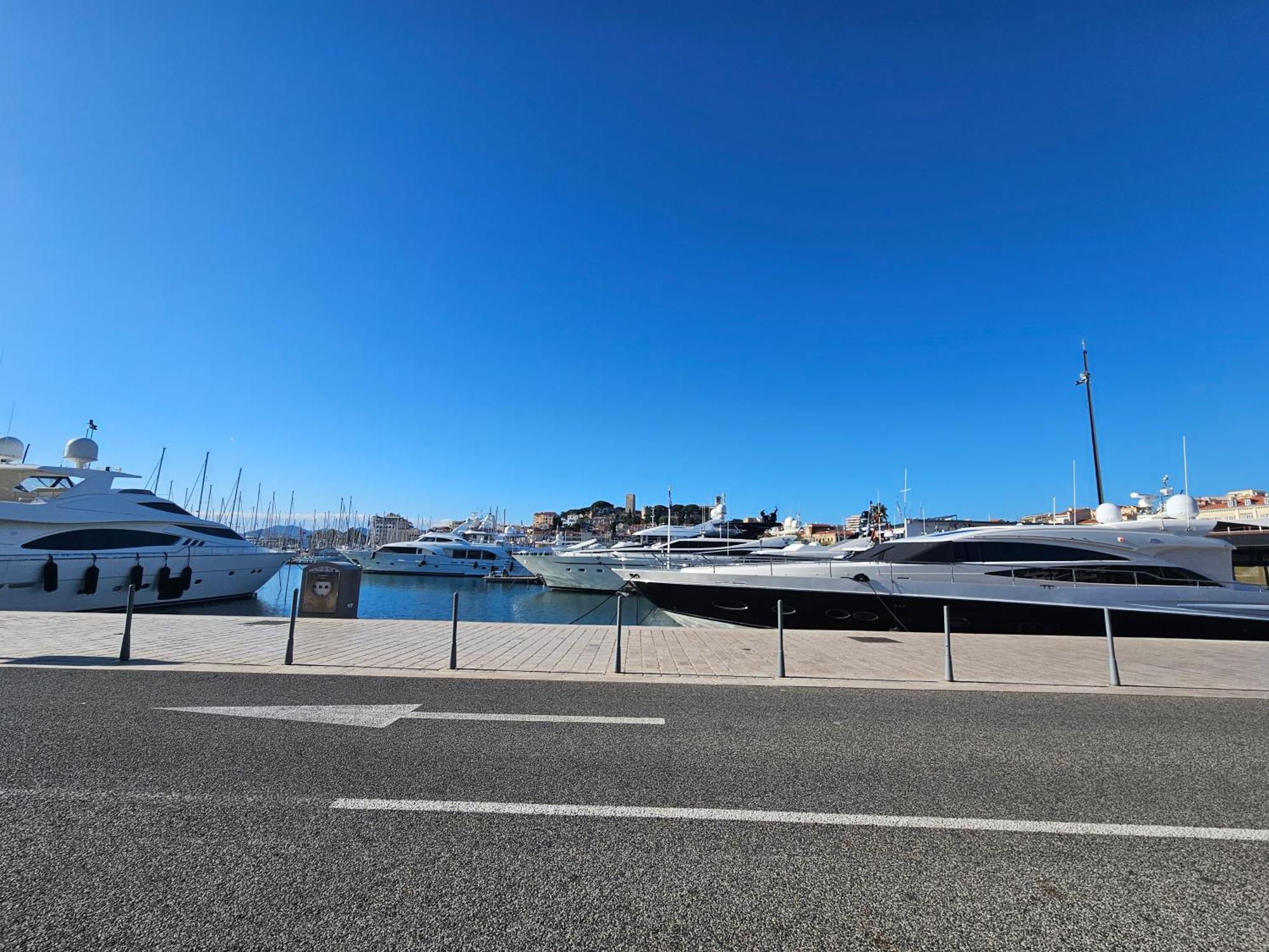 ル·カネThe Yachting - Host Provenceアパートメント エクステリア 写真